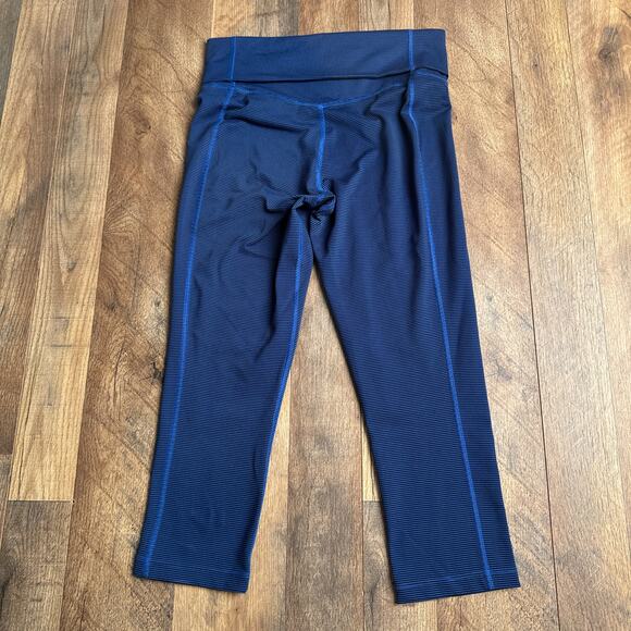 Nike Dri Fit Legend 2.0 Capri Pants Women's XS Blue Athletic Training Fitness - Picture 3 of 9